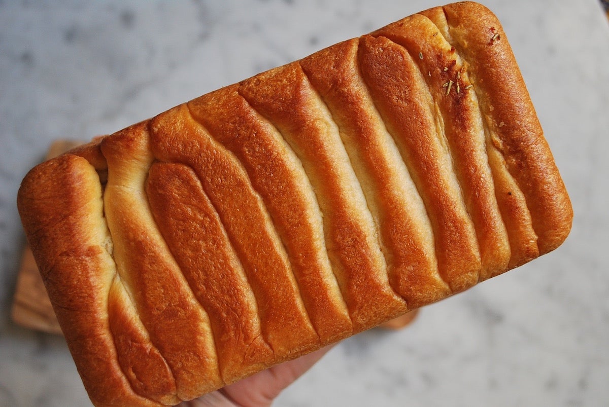 Pull-Apart Breads via @kingarthurflour
