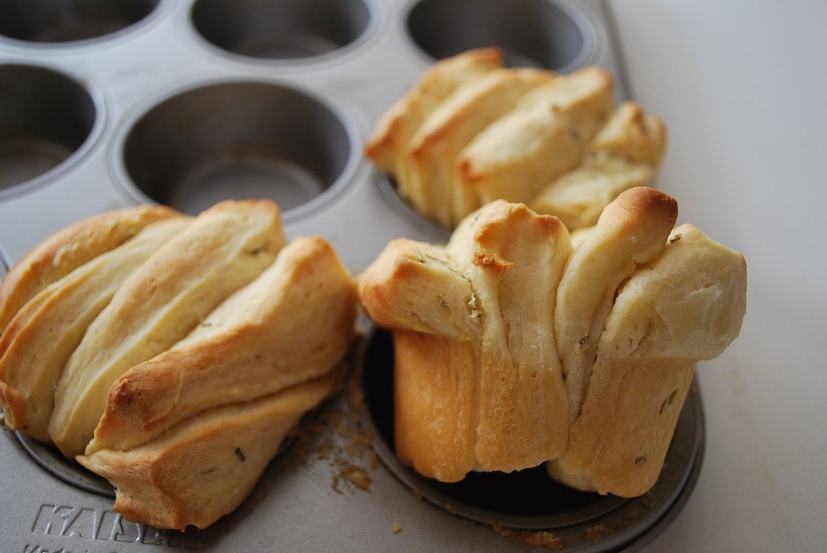 Pull-Apart Breads via @kingarthurflour