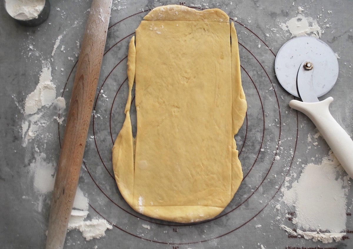 Pull-Apart Breads via @kingarthurflour