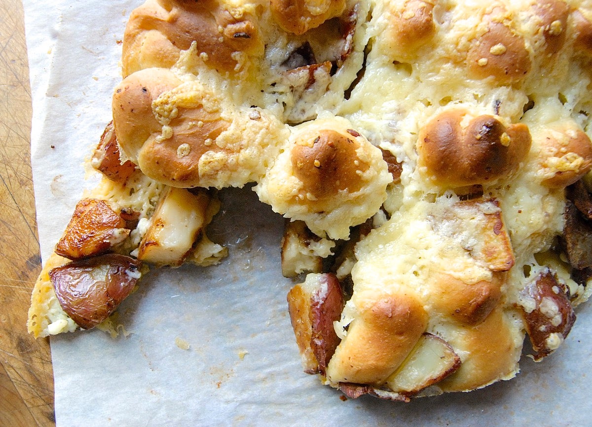 Pull-Apart Pizza via @kingarthurflour