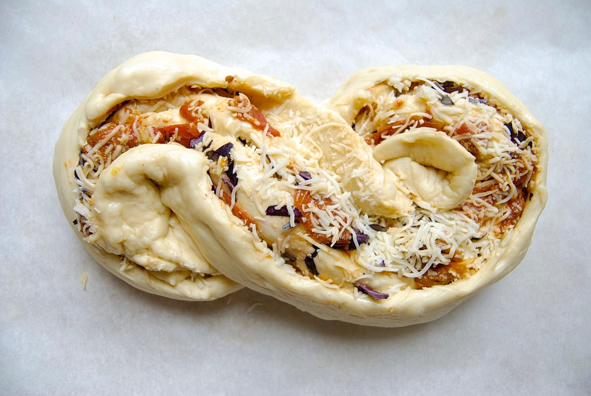 Pane Bianco Bakealong via @kingarthurflour