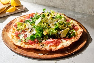 Salad pizza