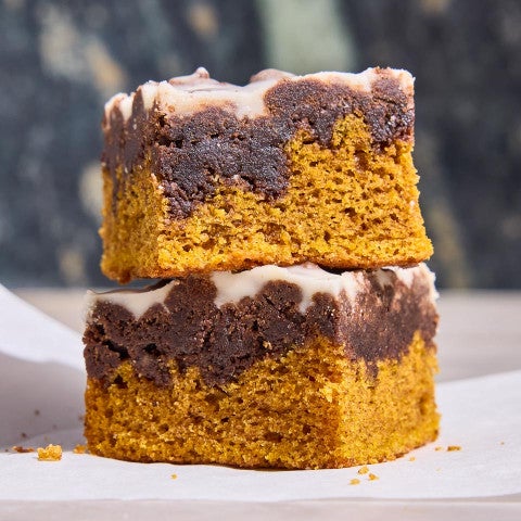 Chocolate Pumpkin Crumb Cake