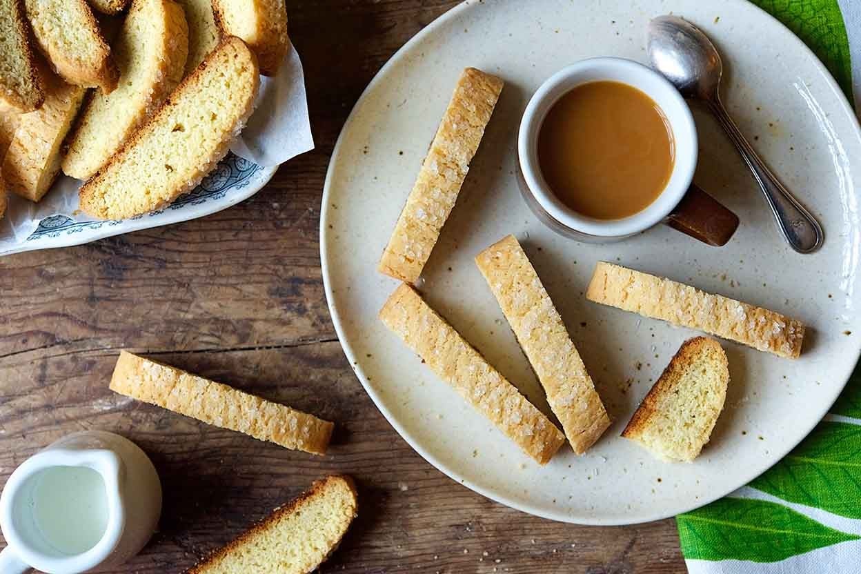 American-Style Vanilla Biscotti Recipe