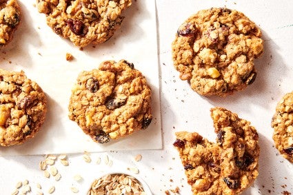 Fruity-Nutty Oat Cookies 
